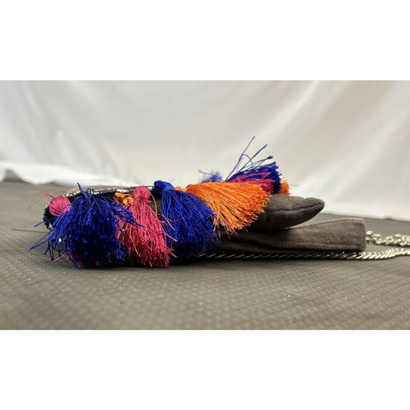 Roberta Roller Rabbit Grey Velvet Beaded Tassle Clutch Wrislet FS Bnfts Charity - Picture 6 of 10